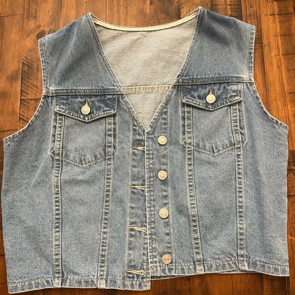 Stylish Denim Vest with Button Details